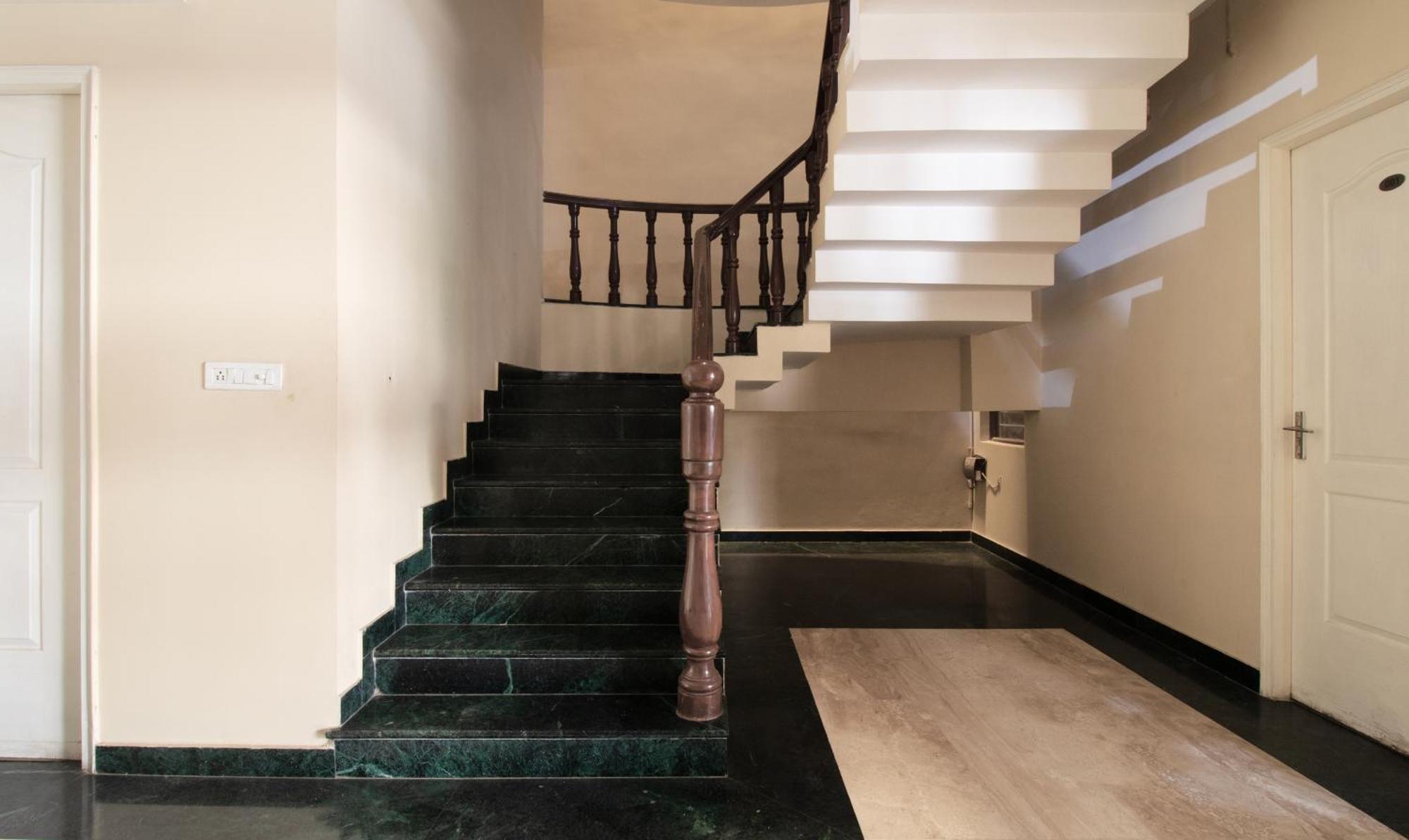Treebo The Anchorage Malviya Nagar Hotel Jaipur Exterior photo